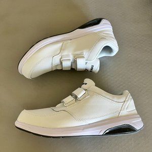 new balance 813 velcro